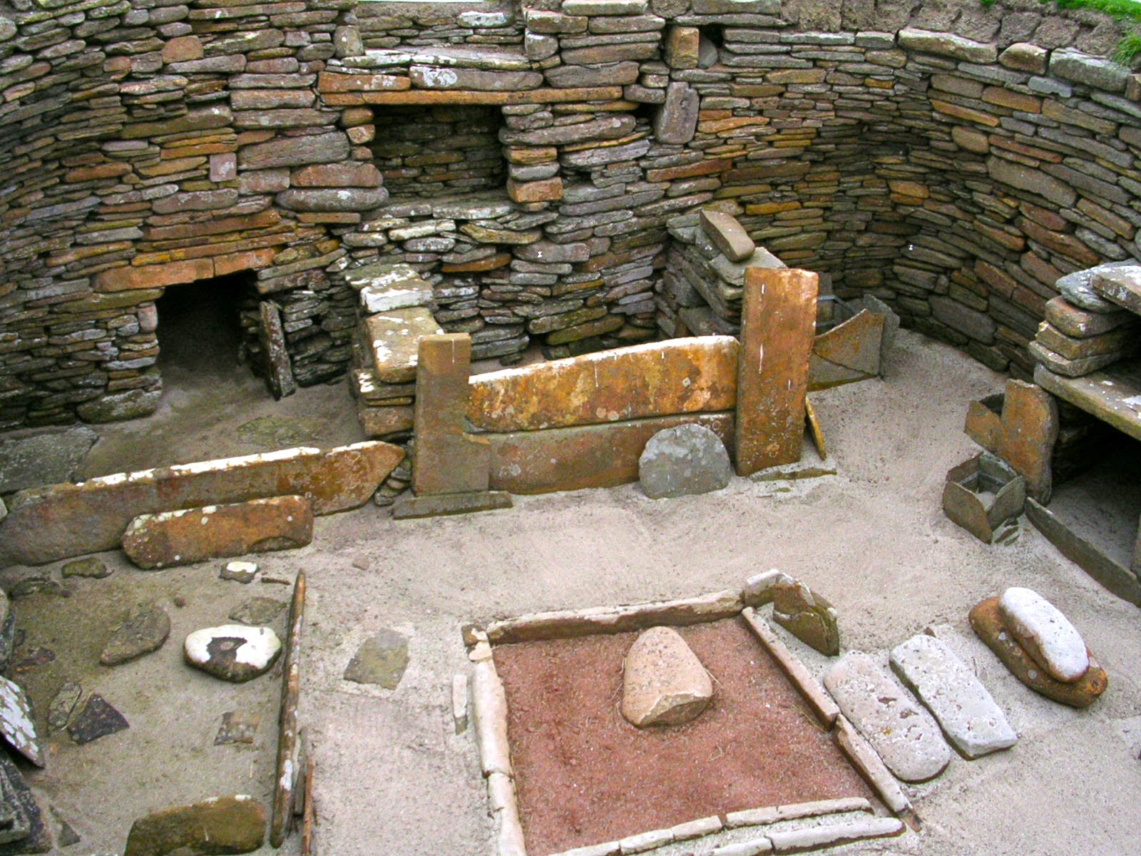 Skara Brae Neolithic village stone houses and furnishings