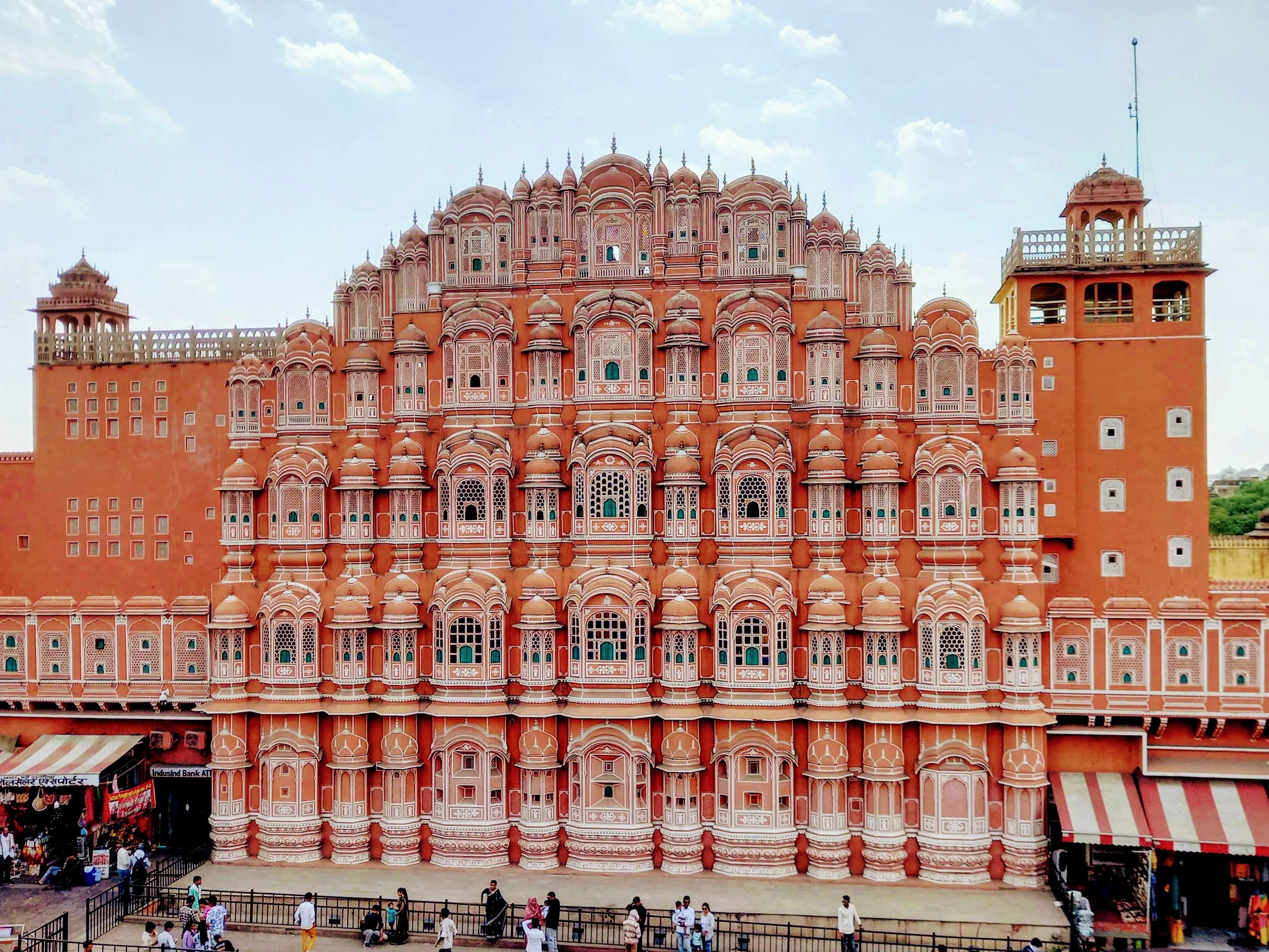 Hawa Mahal (Palace of Winds), Jaipur — the iconic pink sandstone facade with its 953 small windows